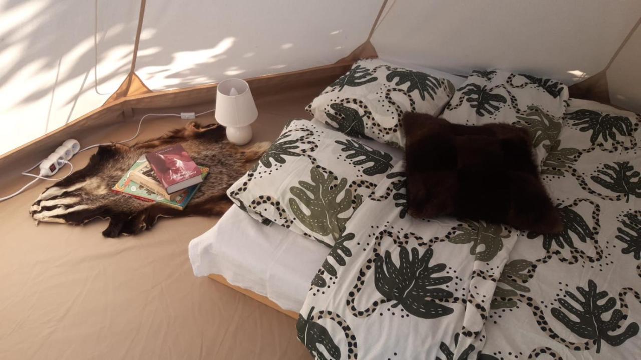 Glamping Fluffy Horns - Glempings Pukainie Ragi Hotel Plienciems Exterior photo